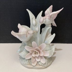 1986 Royal Carlton Double Hummingbird figurine